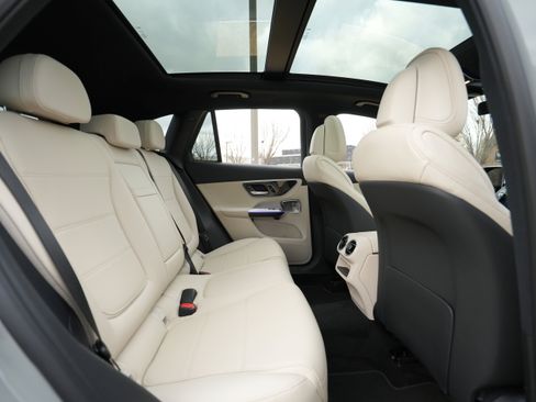 New 2026 Mercedes-Benz GLC 300 4MATIC image 41