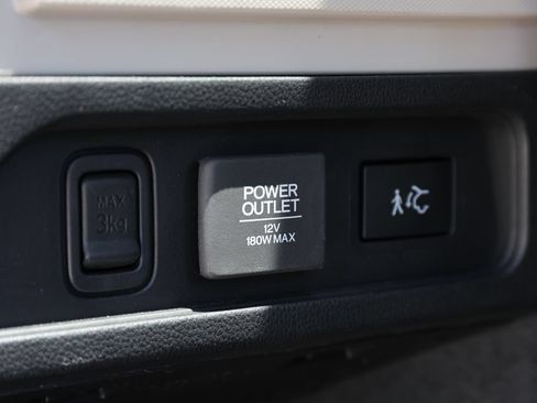 Used 2024 Acura MDX SH-AWD w/ Advance Package image 10
