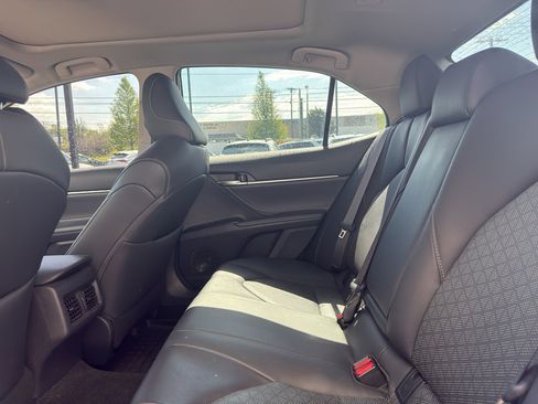 Used 2018 Toyota Camry XSE w/ Driver Assist Package FWD image 10