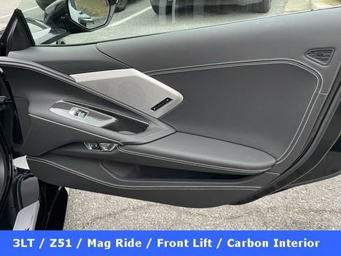 Used 2020 Chevrolet Corvette Stingray Premium Cpe w/ 3LT Preferred Equipment Group image 34