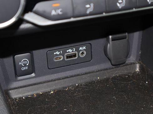 Used 2024 Nissan Sentra SV w/ Trunk Package image 23