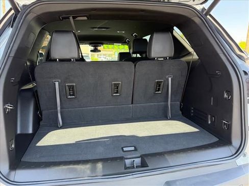 Certified 2023 Chevrolet Traverse LT FWD image 14