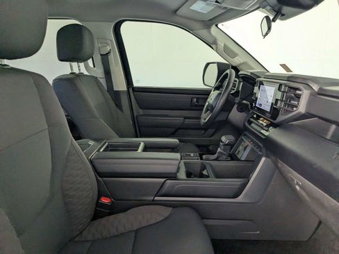 Used 2024 Toyota Tundra SR AWD/4WD image 28
