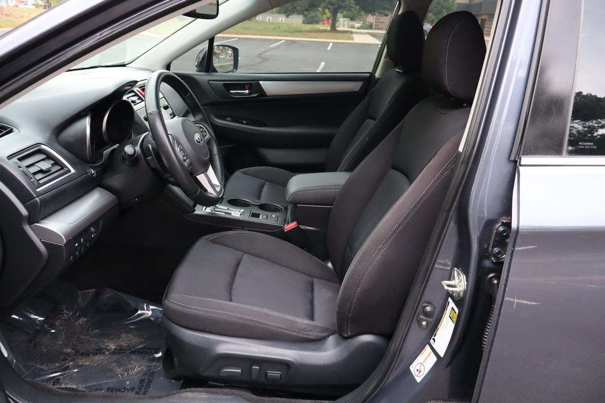 Used 2015 Subaru Legacy 2.5i Premium AWD/4WD image 19