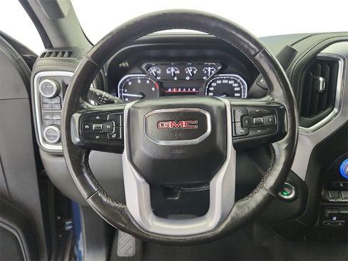 Used 2020 GMC Sierra 2500 SLE image 13