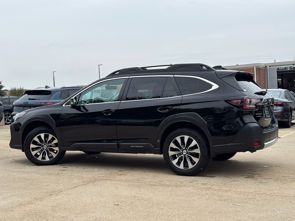 Used 2023 Subaru Outback Limited AWD/4WD image 3