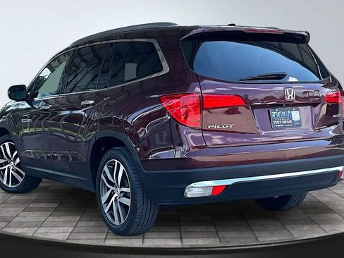 Used 2016 Honda Pilot Touring image 4