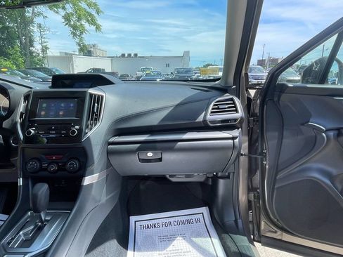 Used 2023 Subaru Forester Premium AWD/4WD image 26