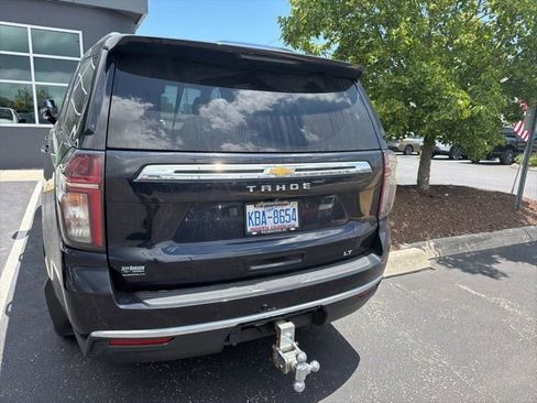 Used 2022 Chevrolet Tahoe LT w/ Luxury Package RWD image 8