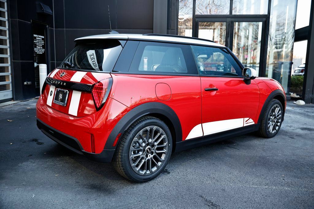 New 2026 MINI Cooper 2-Door Hardtop FWD image 7
