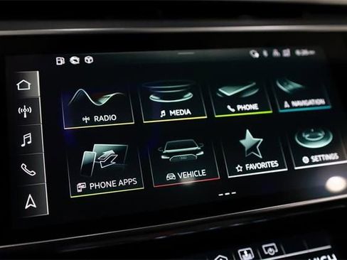 Used 2022 Audi S8 4.0T w/ S8 Executive Package image 38