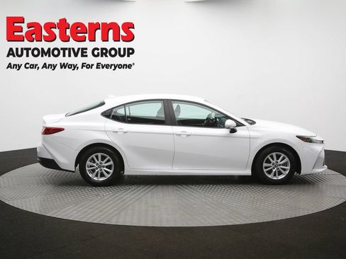 Used 2025 Toyota Camry LE FWD image 48