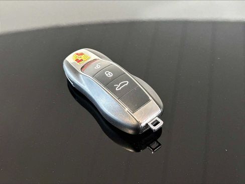 Used 2016 Porsche 911 Carrera S RWD image 30
