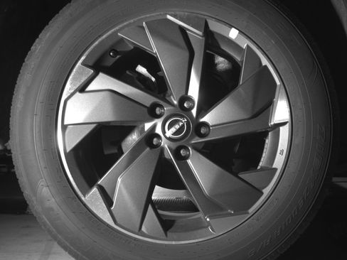 Used 2025 Nissan Rogue SV image 15