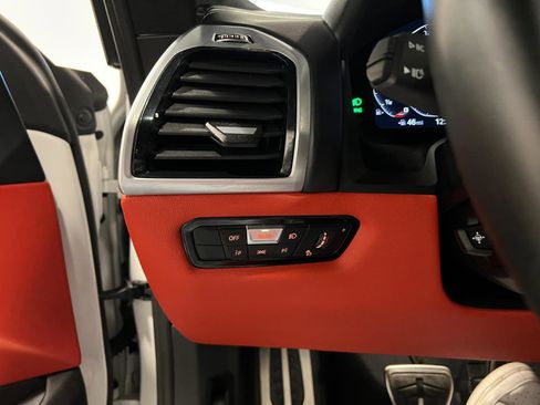 Used 2022 BMW M850i xDrive Coupe w/ Premium Package image 16