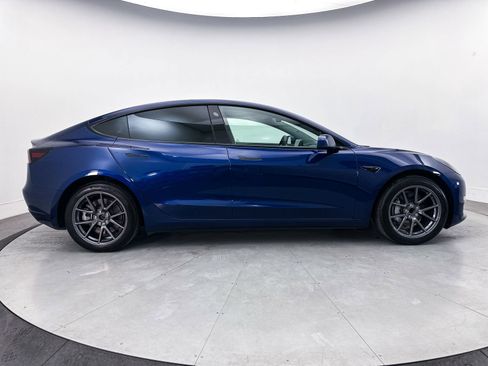 Used 2023 Tesla Model 3 Standard Range RWD image 33