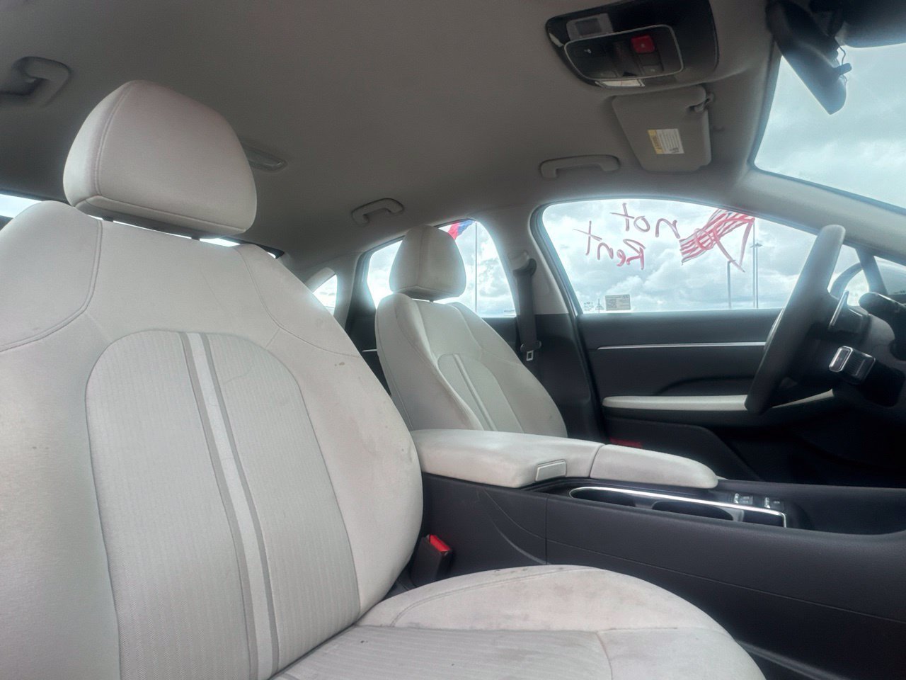 Used 2025 Hyundai Sonata SEL FWD image 30