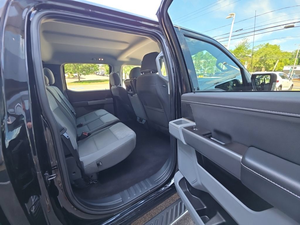 Used 2021 Ford F150 XLT w/ Equipment Group 302A High AWD/4WD image 15