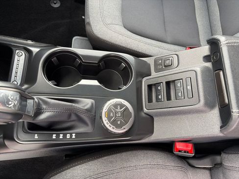 Used 2025 Ford Bronco Big Bend image 24