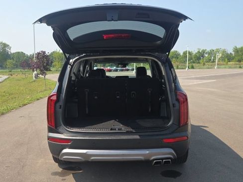 Used 2022 Kia Telluride S AWD/4WD image 10