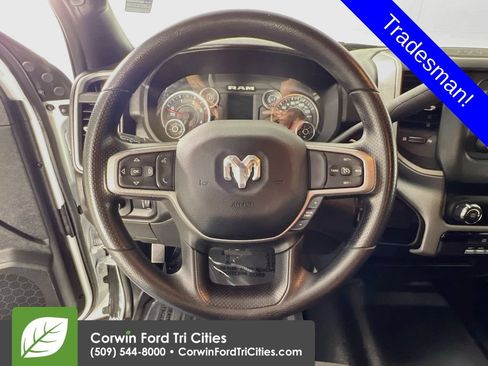 Used 2024 RAM 4500 Tradesman w/ Chrome Appearance Group AWD/4WD image 8