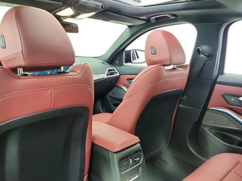 Used 2025 BMW M340i RWD image 30