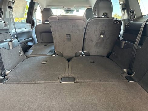New 2025 Volvo EX90 Plus image 15