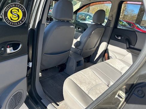 Used 2005 Saturn Vue AWD V6 image 13