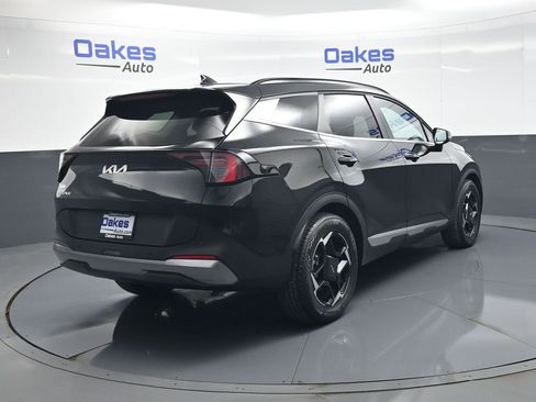 New 2026 Kia Sportage EX w/ EX Panorama Roof Package FWD image 8