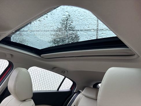 Used 2014 MAZDA MAZDA3 s Grand Touring image 7