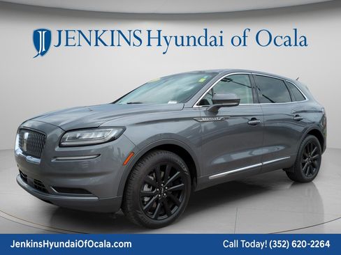 Used 2022 Lincoln Nautilus Reserve w/ Monochromatic Package FWD image 7