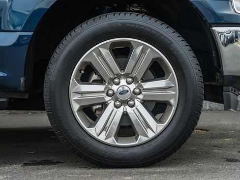 Used 2018 Ford F150 XLT w/ Equipment Group 302A Luxury image 26