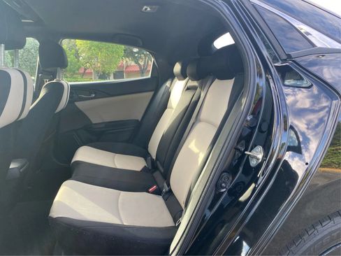 Used 2018 Honda Civic EX image 10