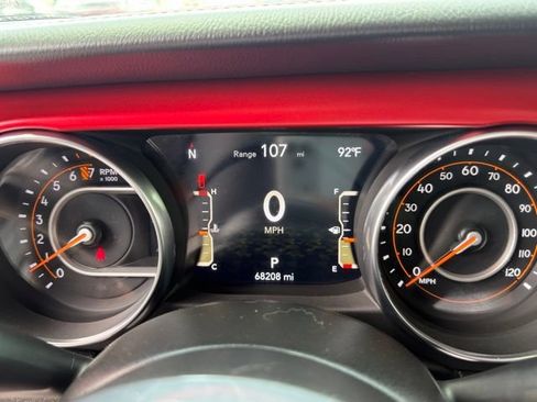 Used 2023 Jeep Gladiator Rubicon w/ LED Lighting Group AWD/4WD image 20