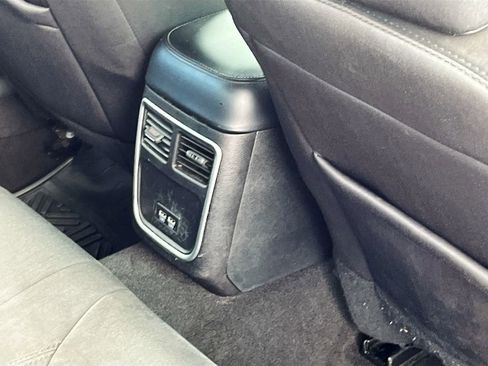 Used 2021 Chrysler 300 Touring w/ Driver Convenience Group image 26