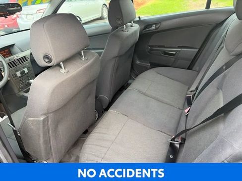 Used 2008 Saturn Astra XE FWD image 10