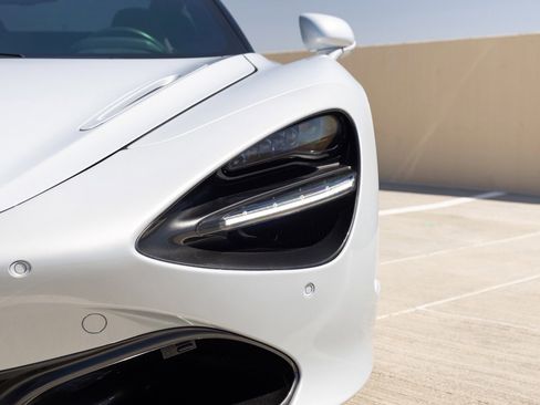 Used 2020 McLaren 720S Performance RWD image 28