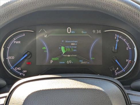 Used 2023 Toyota RAV4 LE image 11