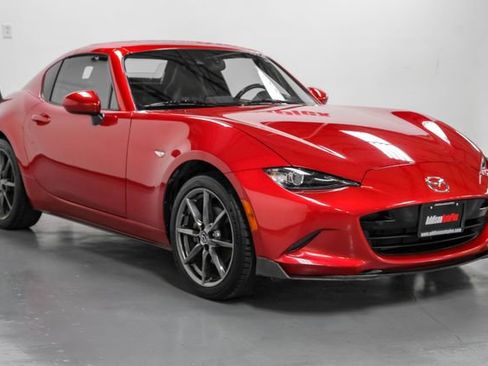 Used 2017 MAZDA MX-5 Miata RF Grand Touring image 5