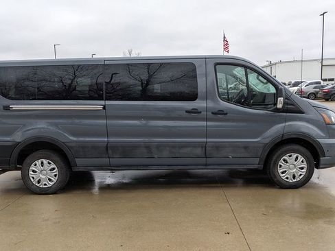 Used 2025 Ford Transit 350 XLT image 2