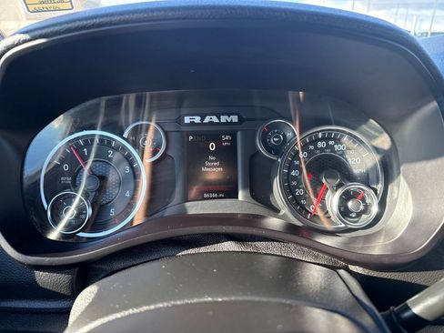 Used 2022 RAM 3500 Tradesman AWD/4WD image 18