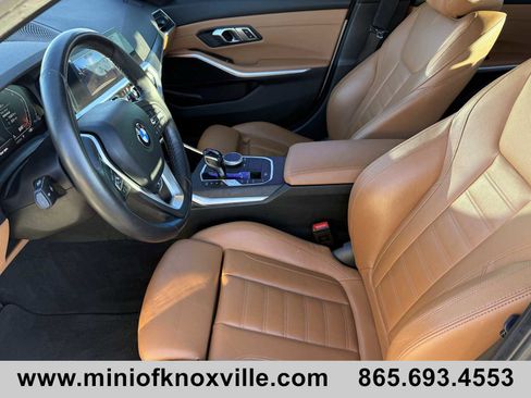 Used 2020 BMW 330i xDrive Sedan w/ Premium Package image 10