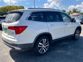 Used 2018 Honda Pilot Touring video 3