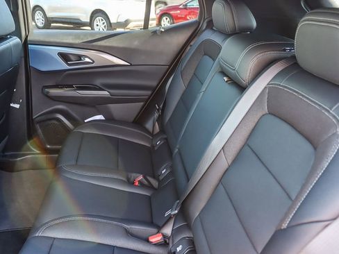 New 2026 Chevrolet Equinox EV LT image 17