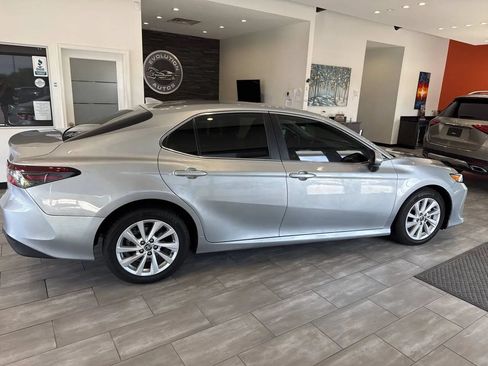 Used 2023 Toyota Camry LE AWD/4WD image 10