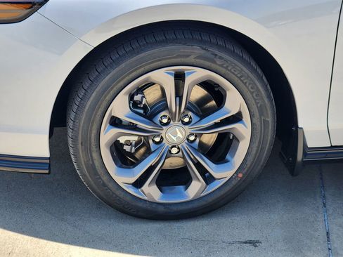 New 2026 Honda Accord EX-L image 8