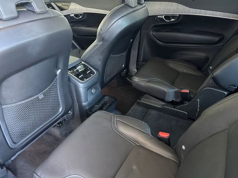 Used 2023 Volvo XC90 T8 Ultimate w/ Protection Package Premier image 4