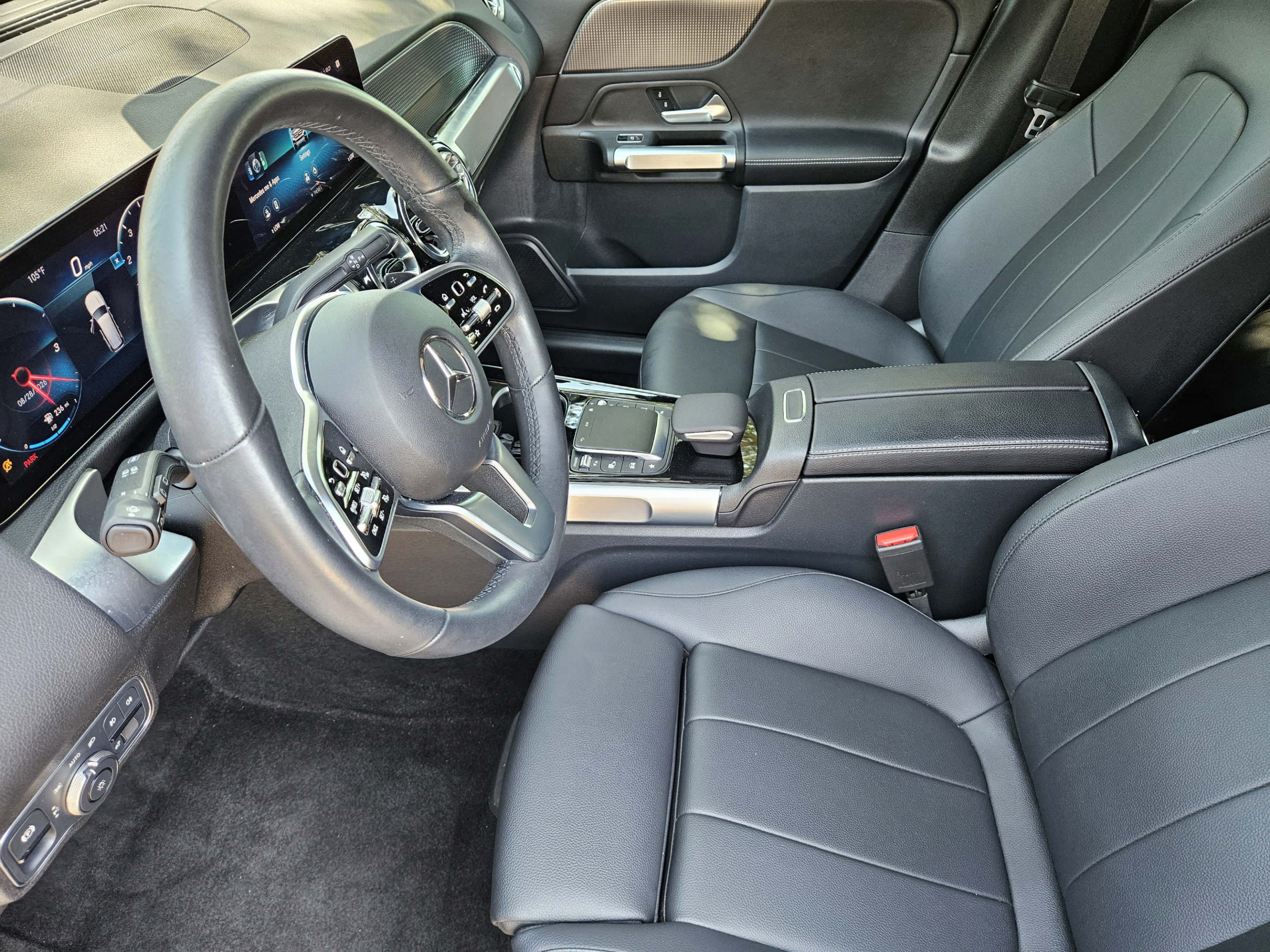 Used 2022 Mercedes-Benz GLB 250 image 9