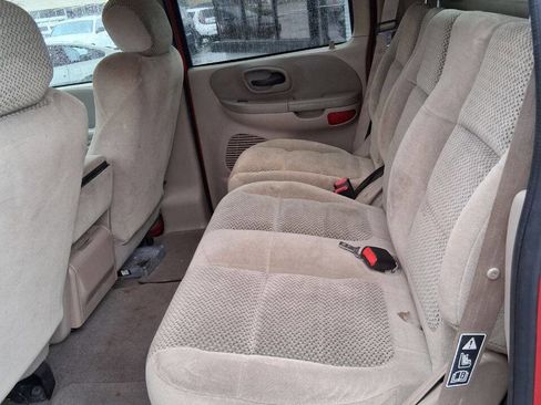 Used 2001 Ford F150 XLT image 10