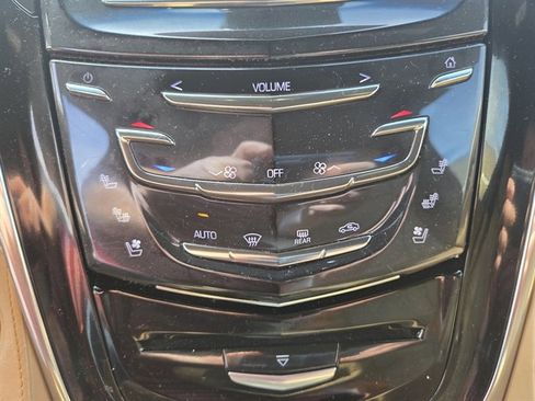 Used 2018 Cadillac Escalade ESV Platinum image 13